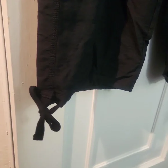 Cargo Capris - Light Weight - Picture 4 of 9